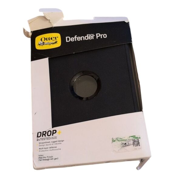 New In Damaged Box Otterbox iPad Pro 11-Inch Case Defender Pro Black - Picture 1 of 10